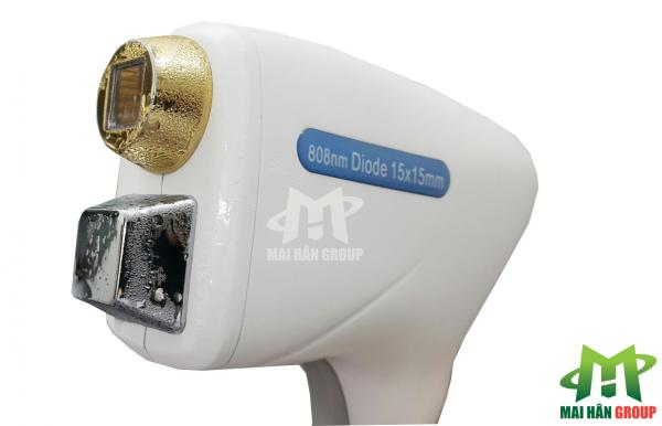 Tay cầm điều trị của máy triệt lông Diode Laser SL555 - 2016 Tay cầm điều trị của máy triệt lông Diode Laser SL555 - 2016