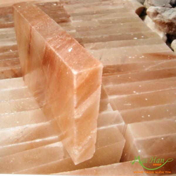 Trải nghiệm dịch vụ spa tại nhà với đá muối Himalaya Trải nghiệm dịch vụ spa tại nhà với đá muối Himalaya