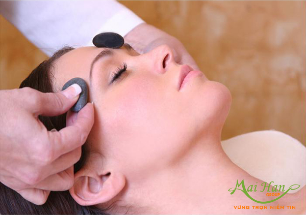 Tác dụng của việc massage đá nóng thạch anh? Tác dụng của việc massage đá nóng thạch anh?