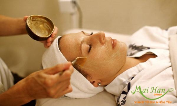 Tổng hợp 7 kiểu spa đặc biệt hiện nay: mặt nạ phân chim