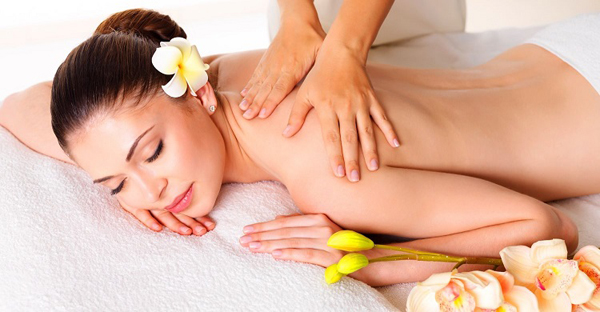 Massage thư giãn cho làn da và cơ thể tại spa mang đến giá trị sống thiết thực