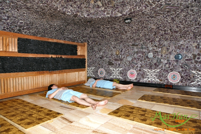 Phòng rộng rãi mang lại cảm giác thoải mái cho người xông Phòng xông hơi kiểu mới