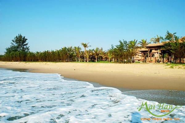 Bãi biển hoang sơ Bãi biển hoang sơ