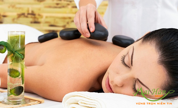 Làm đẹp kiểu quý tộc với đá nóng massage mang đến niềm vui cho cả gia đình