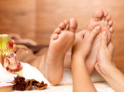 Cần đầu tư những dụng cụ nào cho dịch vụ foot massage được hoàn thiện và chỉnh chu nhất?