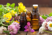 Tinh dầu thiên nhiên- sức hút cho không gian spa, kiệt tác cho làn da đẹp và sức khỏe tốt